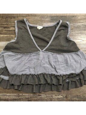 POL brand Waffle Knit Ruffle Babydoll Tank Top Medium Gray Womens